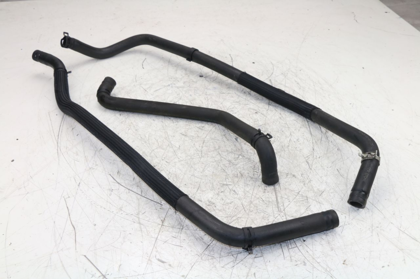 photo de Tubo del radiatore PEUGEOT SATELIS 125 (2010 - 2012) - Vista principale