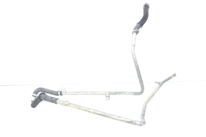 photo de TUBO DEL RADIATORE SUZUKI SIXTEEN 125 (2008 - 2010) - Vista principale