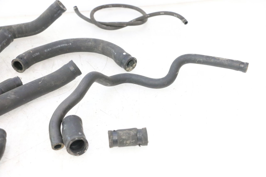 photo de TUBO DEL RADIATORE HONDA VFR FI RC46 800 (1998 - 2001) - Zoom sullo stato d'uso