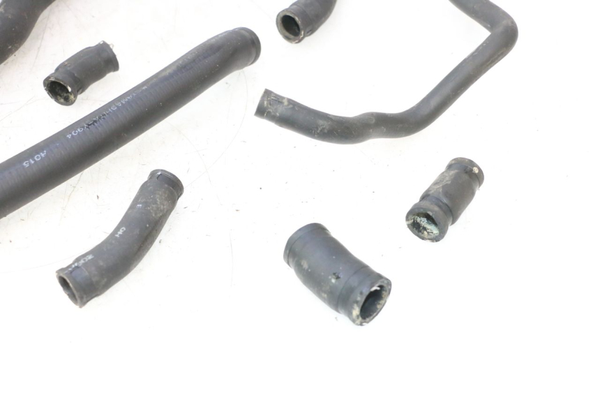 photo de TUBO DEL RADIATORE HONDA VFR FI RC46 800 (1998 - 2001) - Ricambio usato controllato