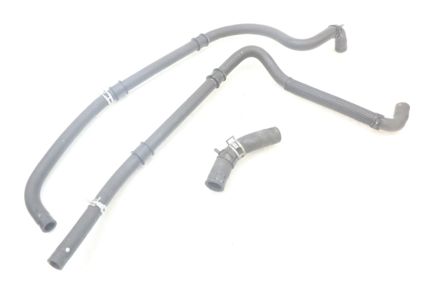 photo de TUBO DEL RADIATORE YAMAHA XMAX X-MAX ABS 125 (2017 - 2020) - Vista principale