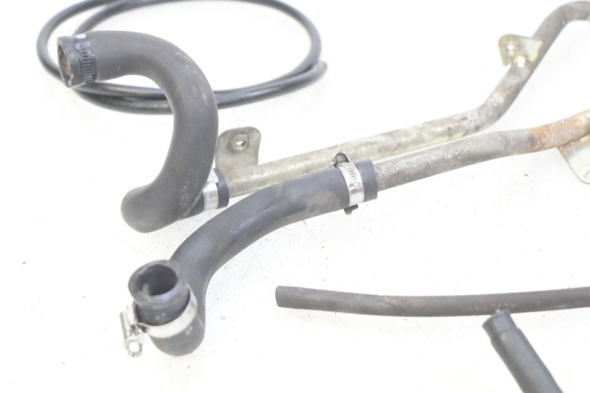 photo de TUBO DEL RADIATORE YAMAHA XMAX X-MAX 125 (2006 - 2009) - Dettaglio del componente