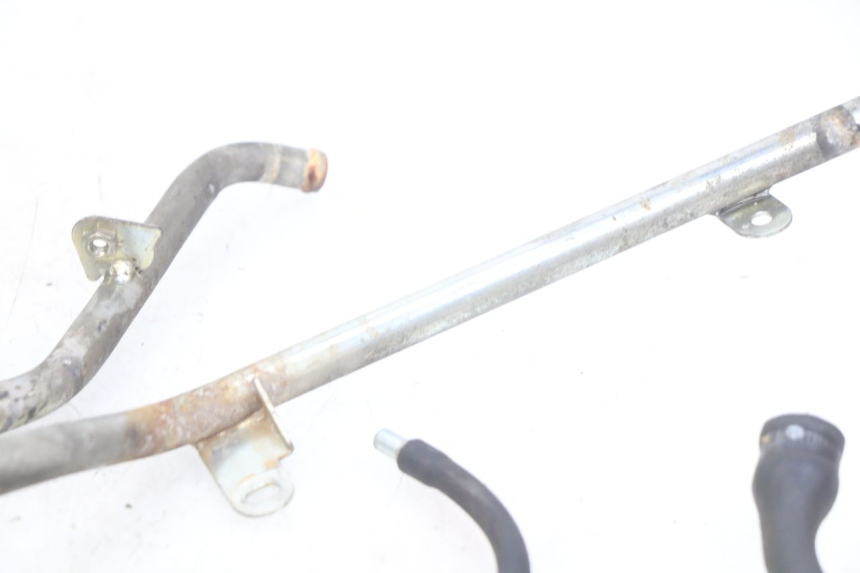 photo de TUBO DEL RADIATORE YAMAHA XMAX X-MAX 125 (2006 - 2009) - Zoom sullo stato d'uso