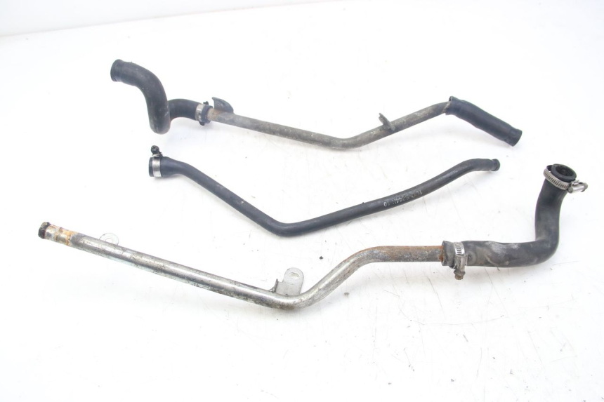 photo de TUBO DEL RADIATORE YAMAHA XMAX X-MAX 125 (2006 - 2009) - Dettaglio del componente