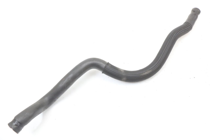 photo de TUBO DEL RADIATORE YAMAHA X-MAX XMAX 125 (2010 - 2013) - Primo piano tecnico