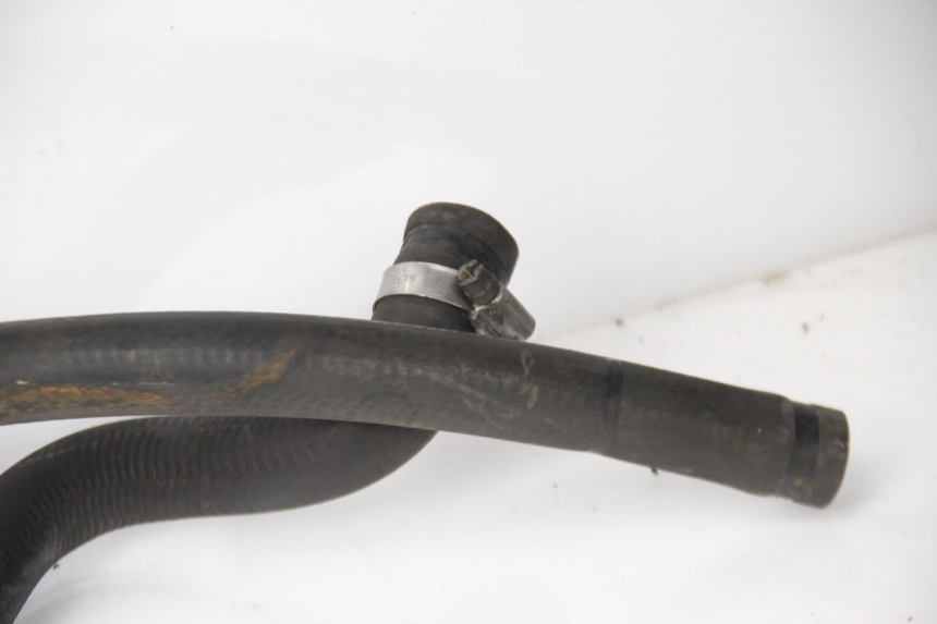 photo de TUBO DEL RADIATORE PIAGGIO X9 EVOLUTION 125 (2003 - 2007) - Zoom sullo stato d'uso