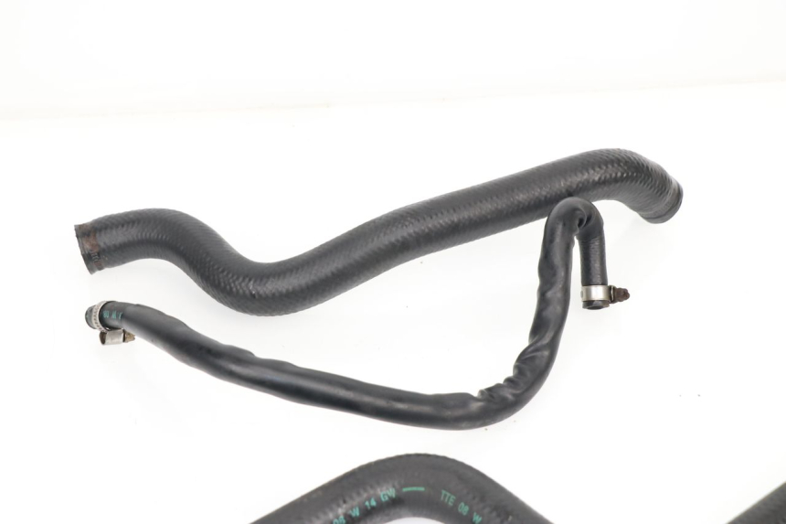 photo de Tubo del radiatore KYMCO XCITING 500 (2007 - 2010) - Altra angolazione