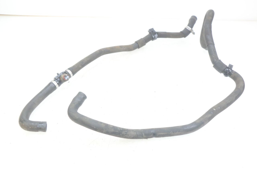 photo de TUBO DEL RADIATORE PIAGGIO XEVO - X EVO 125 (2007 - 2017) - Vista principale