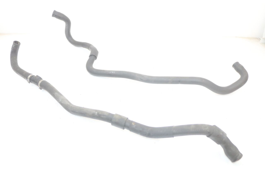 photo de TUBO DEL RADIATORE PIAGGIO XEVO - X EVO 125 (2007 - 2017) - Dettaglio del componente