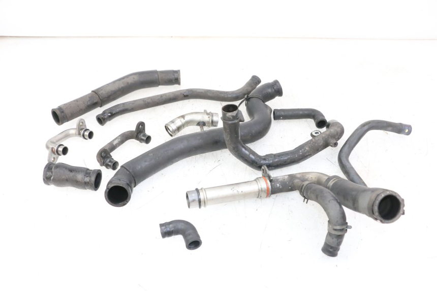 photo de TUBO YAMAHA FZ1 FAZER 1000 (2007 - 2009) - Altra angolazione