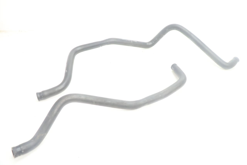 photo de TUBO DEL RADIATORE YAMAHA YP MAJESTY 125 (2007 - 2010) - Dettaglio del componente