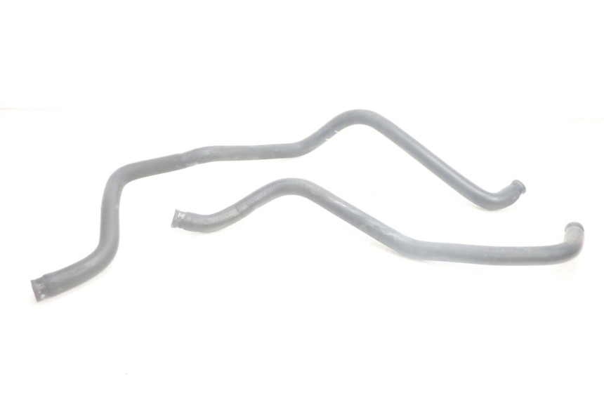 photo de TUBO DEL RADIATORE YAMAHA YP MAJESTY 125 (2002 - 2006) - Dettaglio del componente