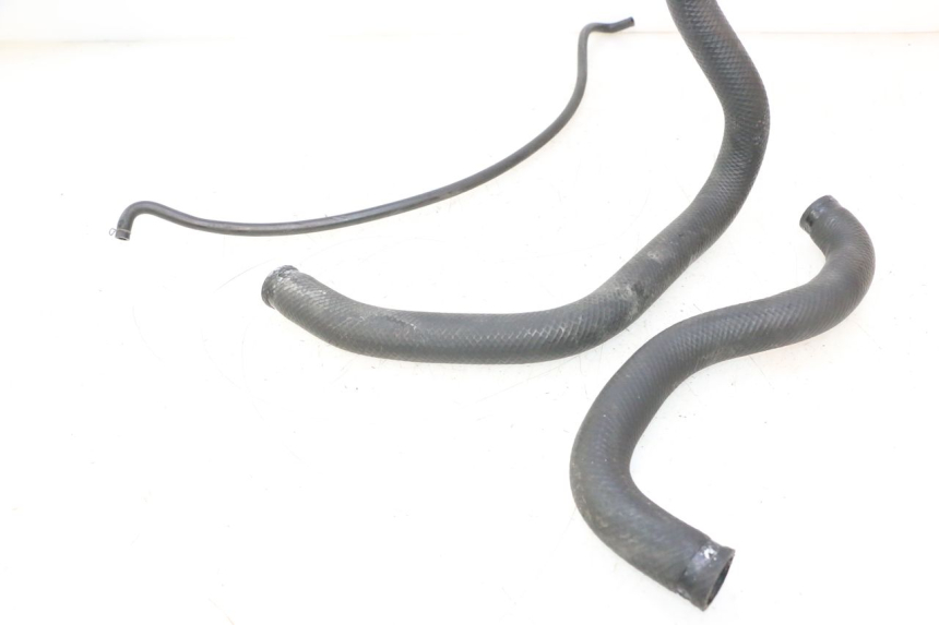 photo de TUBO RADIATORE KAWASAKI ZX-6R ZX6R 600 (1995 - 1997) - Dettaglio del componente