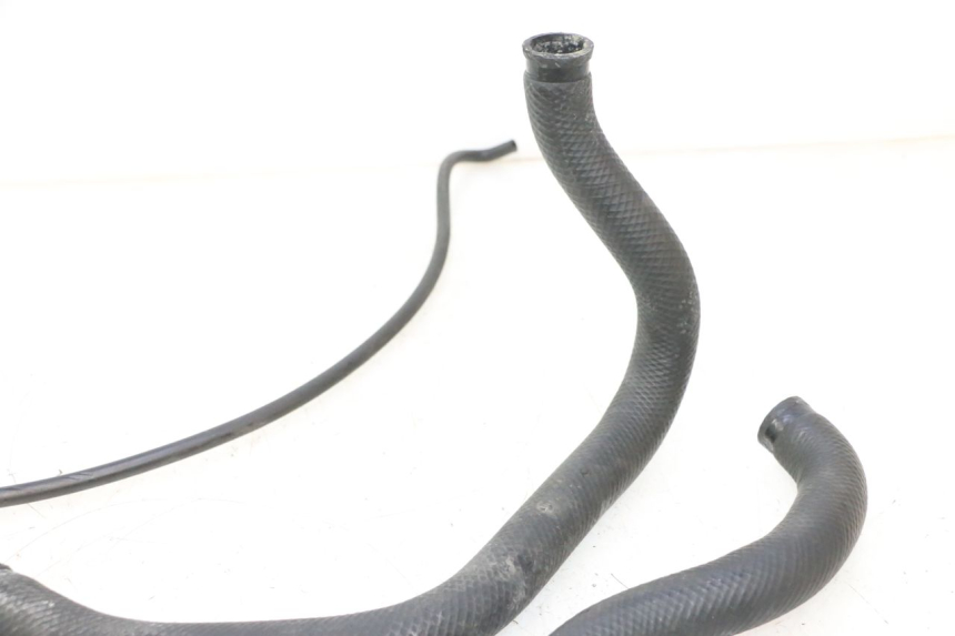 photo de TUBO RADIATORE KAWASAKI ZX-6R ZX6R 600 (1995 - 1997) - Zoom sullo stato d'uso