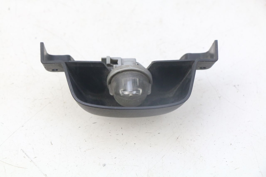 photo de ILLUMINAZIONE TARGA SUZUKI AN BURGMAN 400 (2006 - 2010) - Vista principale