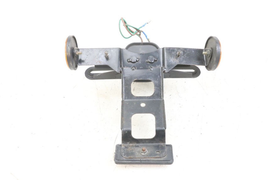 photo de ILLUMINAZIONE TARGA JONWAY AZTRAL 125 (2008 - 2017) - Dettaglio del componente