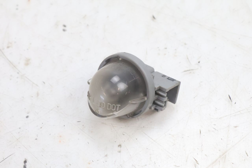 photo de ILLUMINAZIONE TARGA SUZUKI BURGMAN 125 (2007 - 2014) - Dettaglio del componente