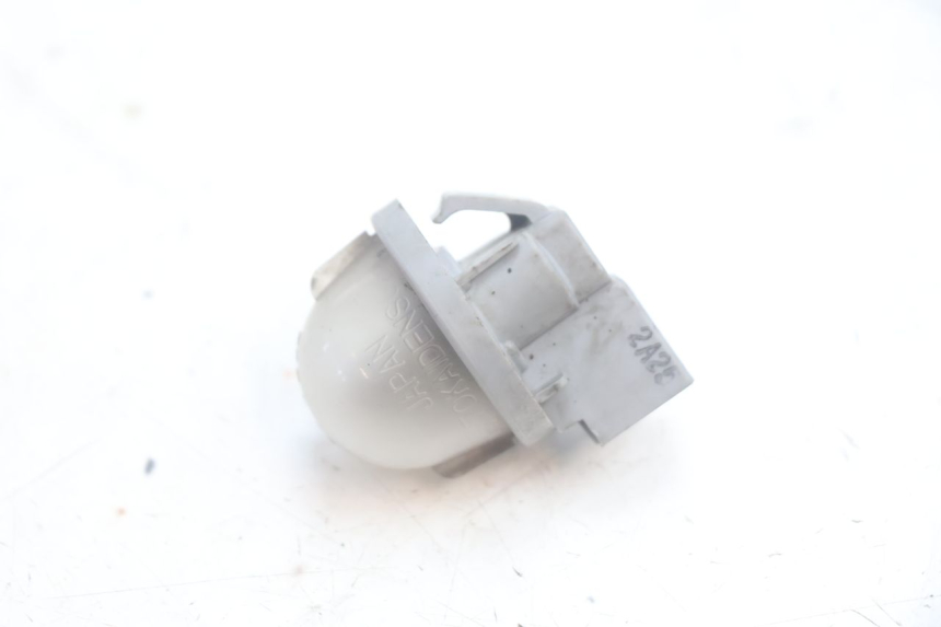photo de LUCE TARGA SUZUKI BURGMAN EXECUTIVE ABS 650 (2006 - 2012) - Dettaglio del componente