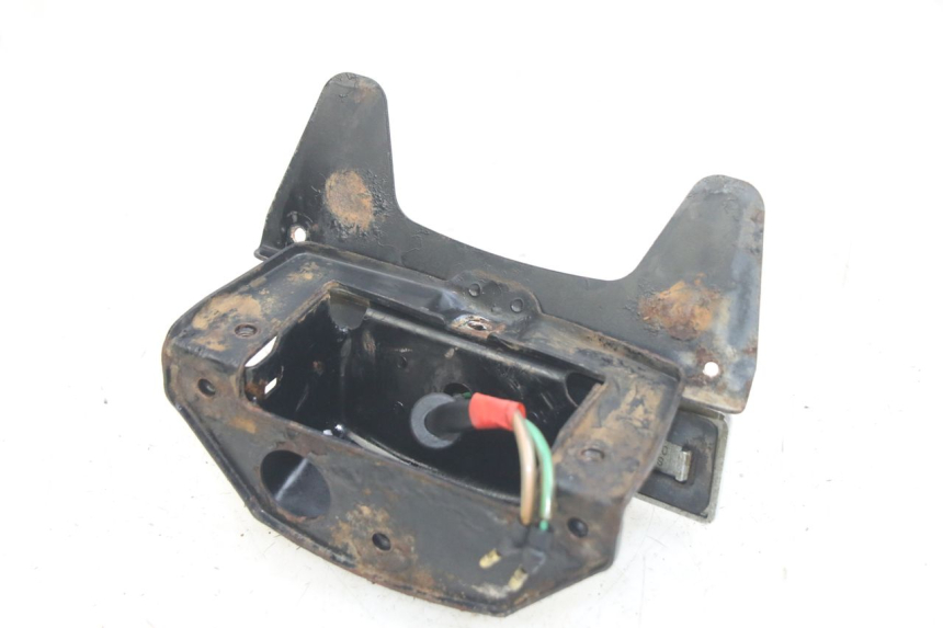 photo de ILLUMINAZIONE TARGA HONDA CA REBEL 125 (1995 - 2001) - Primo piano tecnico