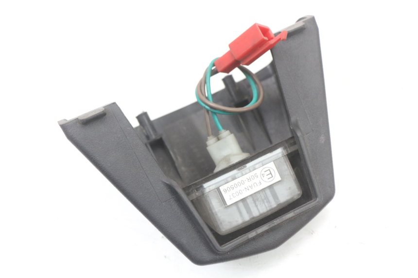 photo de Illuminazione della targa KYMCO DINK STREET 125 (2009 - 2014) - Vista principale