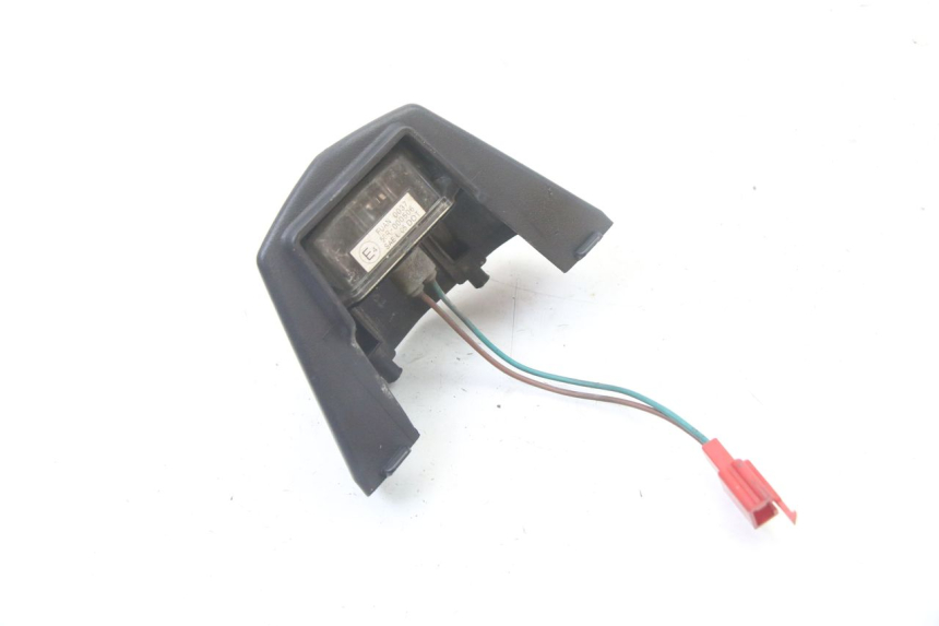 photo de Illuminazione della targa KYMCO DINK STREET 125 (2009 - 2014) - Zoom sullo stato d'uso