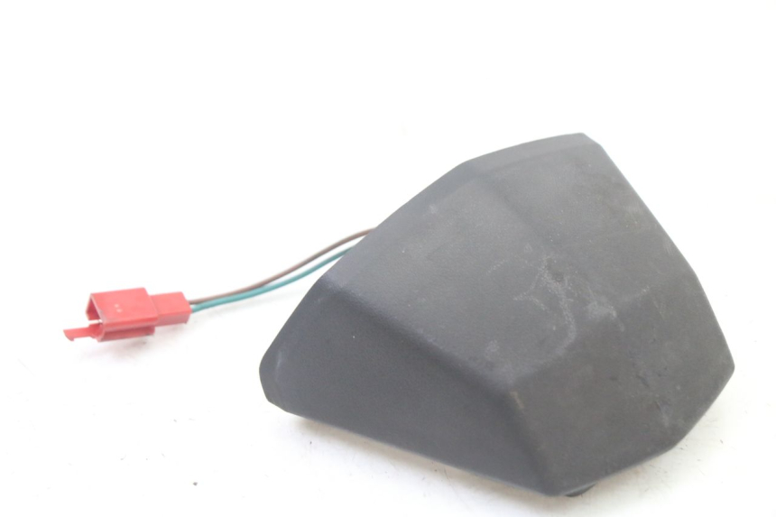 photo de Illuminazione della targa KYMCO DINK STREET 125 (2009 - 2014) - Altra angolazione