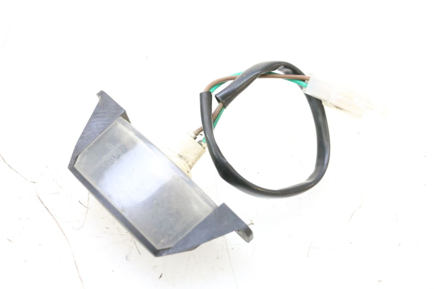 photo de ILLUMINAZIONE TARGA JM MOTORS EVOLIS 4T 50 (2018 - 2022) - Zoom sullo stato d'uso