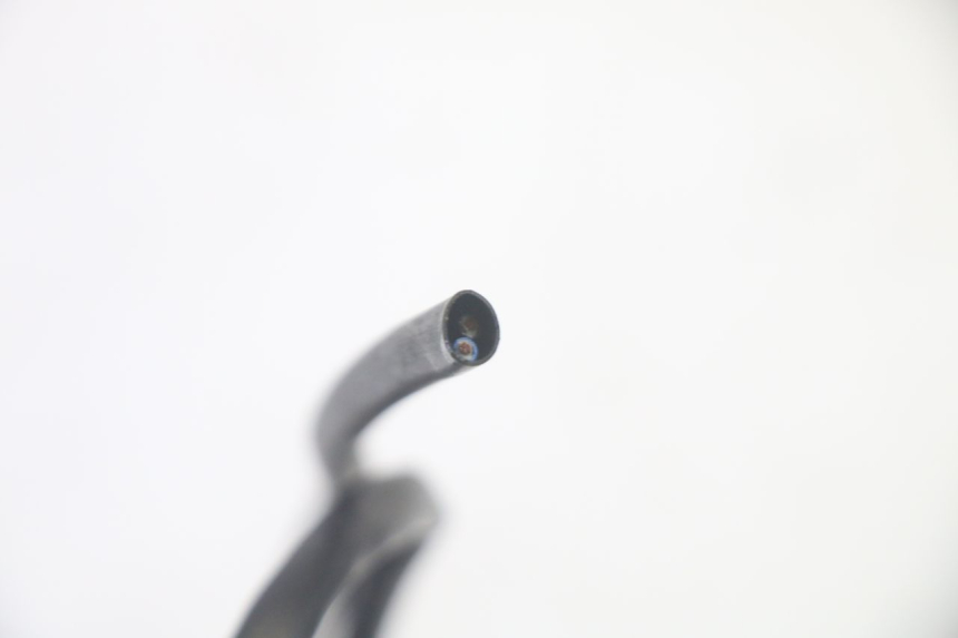 photo de Illuminazione della targa YAMAHA FJR ABS 1300 (2006 - 2012) - Primo piano tecnico