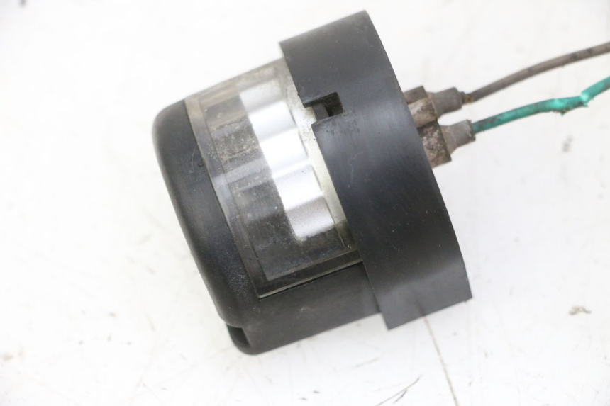 photo de LUCE TARGA KYMCO GRAND DINK 125 (2008 - 2014) - Stato della superficie e materiale