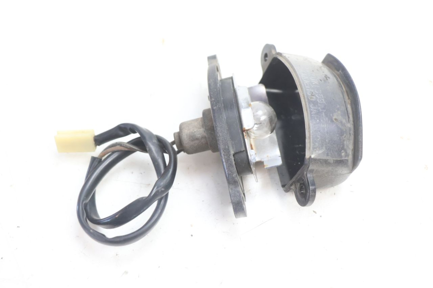 photo de LUCE TARGA SUZUKI GSX F GSXF 750 (1988 - 1998) - Zoom sullo stato d'uso