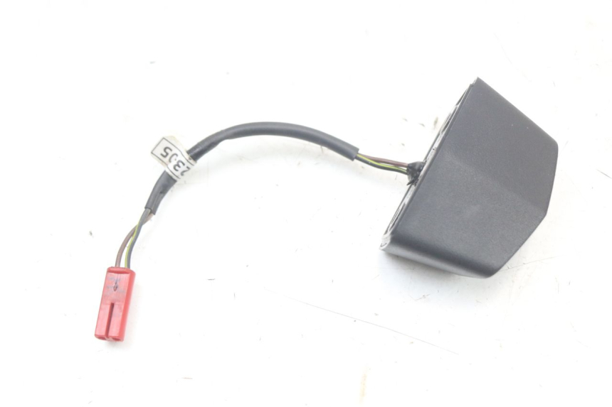 photo de LUCE TARGA HUSQVARNA SVARTPILEN 401 (2018 - 2023) - Altra angolazione