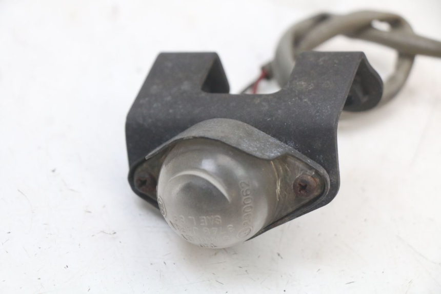 photo de ILLUMINAZIONE TARGA KAWASAKI GTR 1000 (1994 - 2004) - Dettaglio del componente