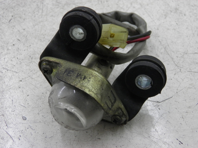 photo de Illuminazione della targa KAWASAKI ZZR 600 (1995 - 2004) - Vista principale