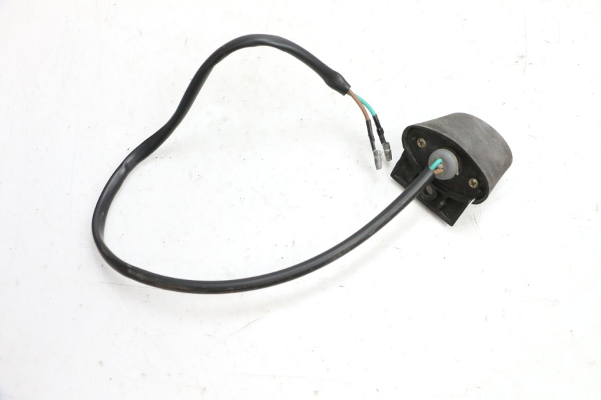 photo de ILLUMINAZIONE TARGA PEUGEOT KISBEE 4T 50 (2018 - 2022) - Zoom sullo stato d'uso