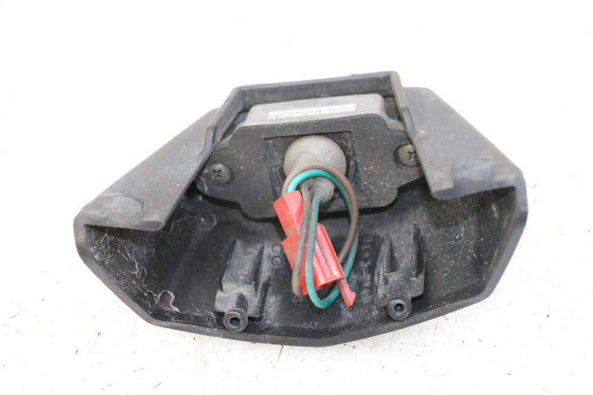 photo de Illuminazione della targa KYMCO DINK STREET 125 (2009 - 2014) - Zoom sullo stato d'uso