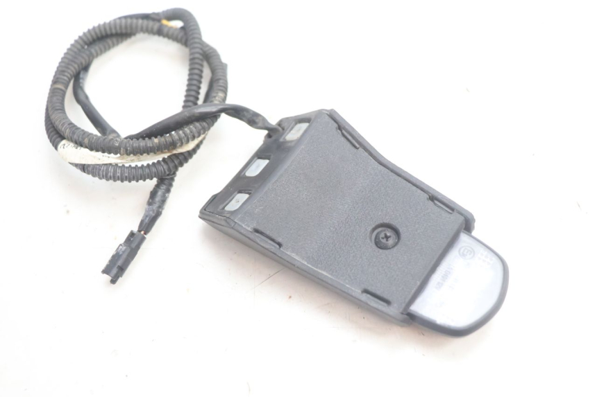 photo de LUCE TARGA PIAGGIO MP3 HPE 530 (2022 - 2026) - Dettaglio del componente