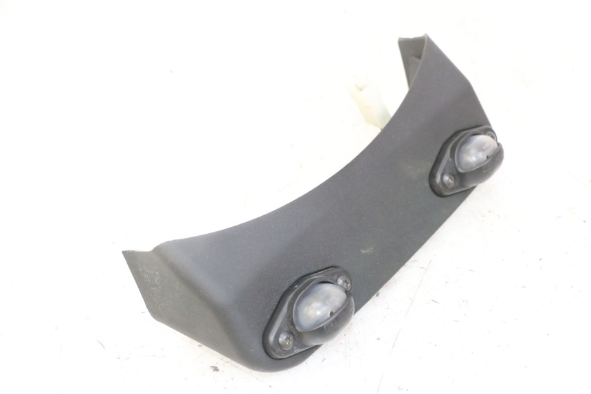 photo de LUCE TARGA PIAGGIO MP3 LT 300 (2010 - 2016) - Vista d'insieme del prodotto