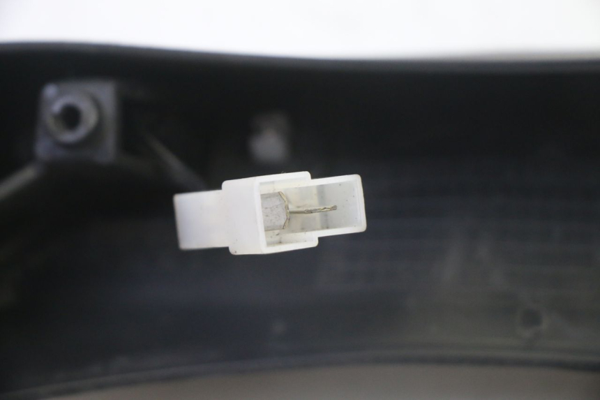 photo de LUCE TARGA PIAGGIO MP3 LT 300 (2010 - 2016) - Dettagli dei punti di fissaggio