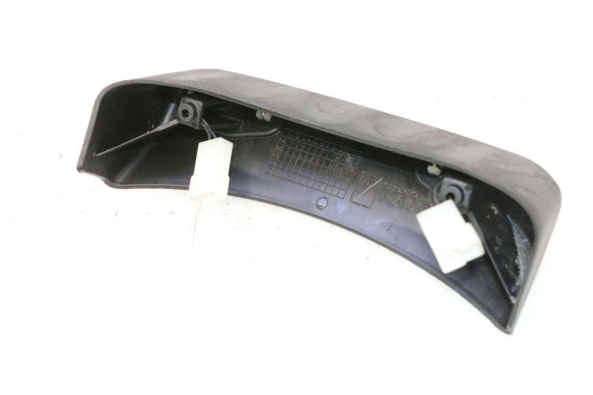 photo de LUCE TARGA PIAGGIO MP3 LT 300 (2010 - 2016) - Zoom sullo stato d'uso