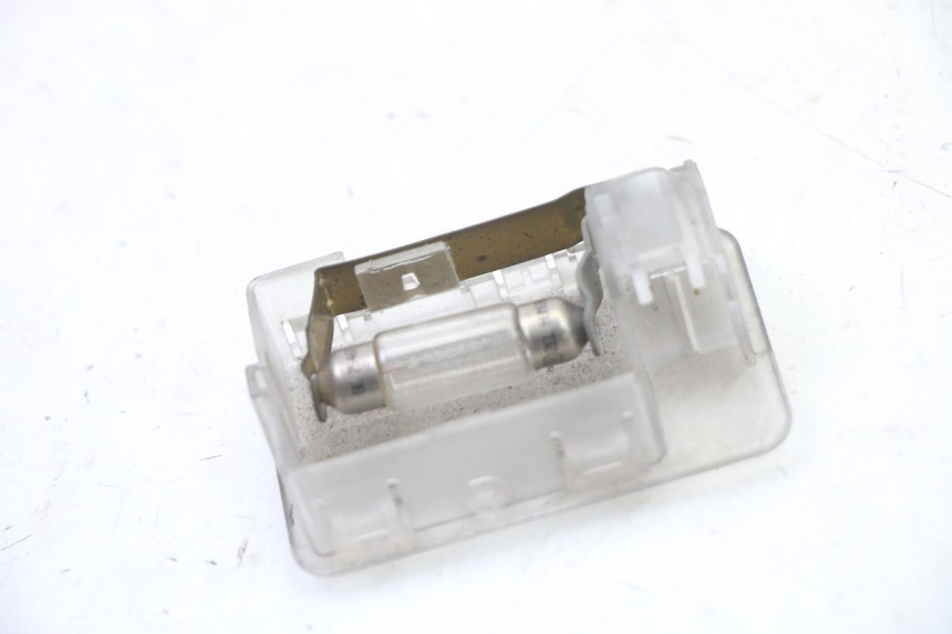 photo de LUCE TARGA PIAGGIO MP3 500 (2011 - 2015) - Zoom sullo stato d'uso