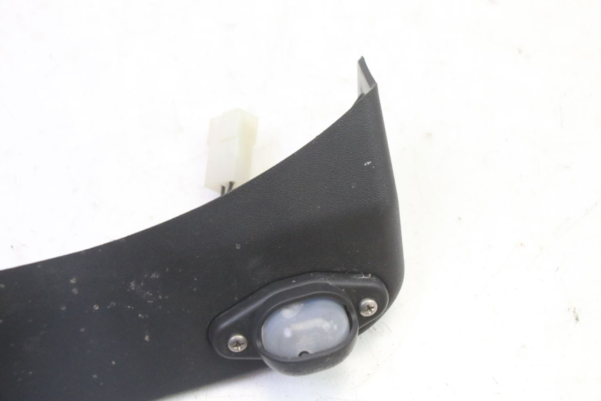 photo de LUCE TARGA PIAGGIO MP3 RL 250 (2006 - 2010) - Altra angolazione