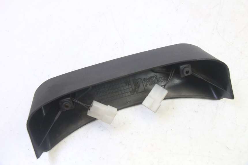 photo de LUCE TARGA PIAGGIO MP3 RL 250 (2006 - 2010) - Dettagli dei punti di fissaggio