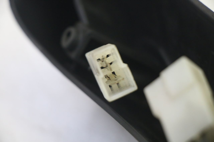 photo de LUCE TARGA PIAGGIO MP3 RL 250 (2006 - 2010) - Ricambio usato controllato