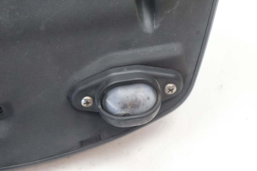 photo de LUCE TARGA PIAGGIO MP3 500 (2016 - 2018) - Primo piano tecnico