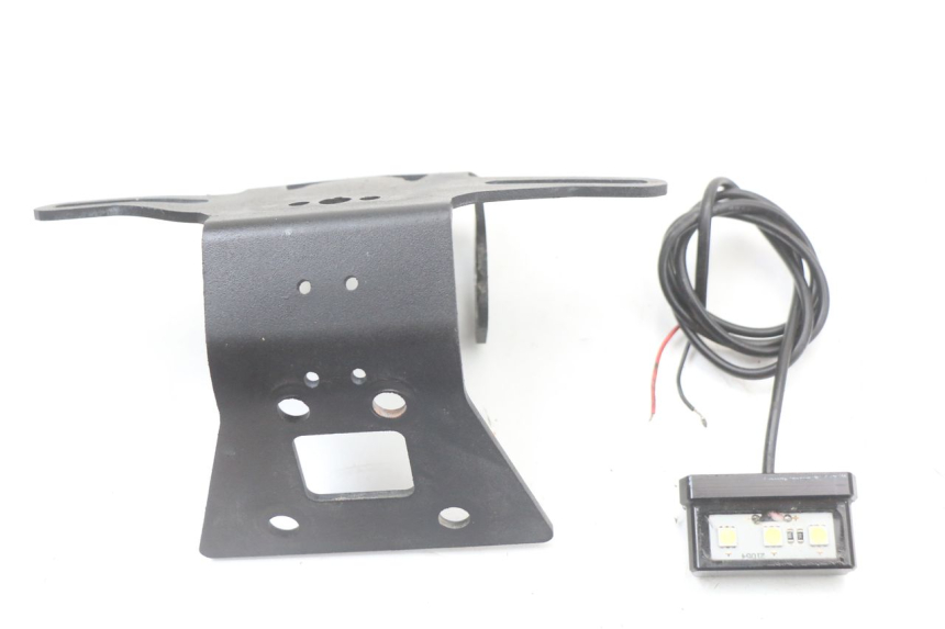 photo de LUCE TARGA KAWASAKI NINJA 400 (2018 - 2023) - Primo piano tecnico