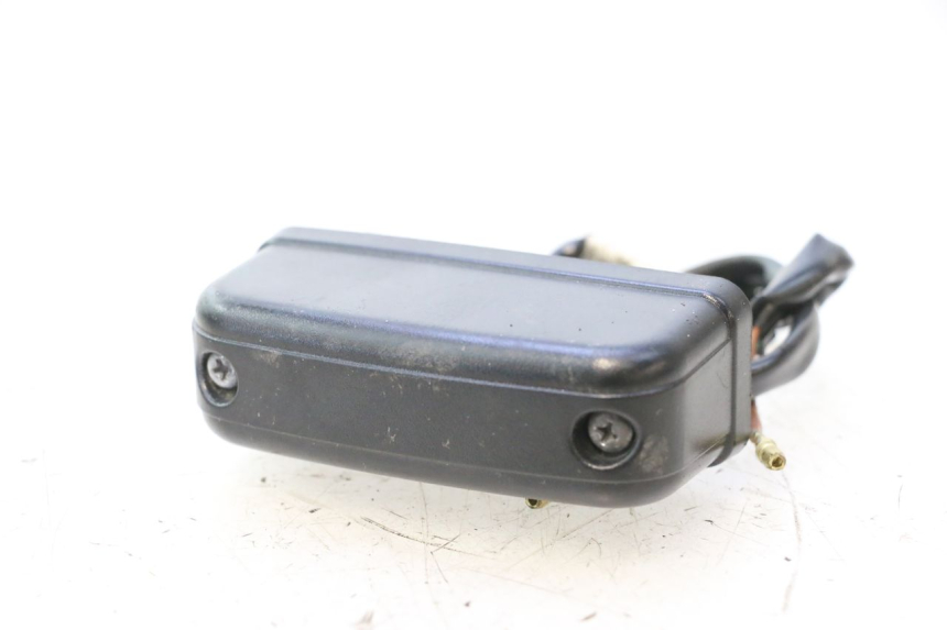 photo de Illuminazione della targa HONDA PCX (JF28) 125 (2009 - 2011) - Dettaglio del componente