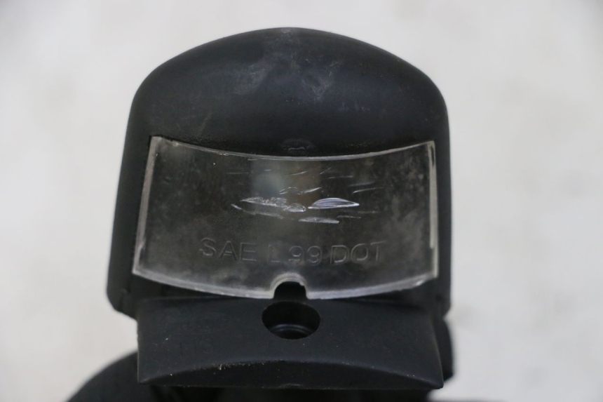 photo de LUCE TARGA PEUGEOT SATELIS 125 (2013 - 2018) - Dettaglio del componente