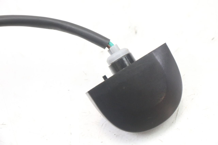 photo de LUCE TARGA PEUGEOT TWEET 4T 50 (2023 - 2025) - Primo piano tecnico