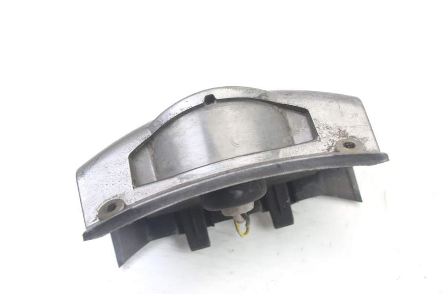 photo de LUCE TARGA PIAGGIO VESPA GRANTURISMO 125 (2003 - 2007) - Dettaglio del componente