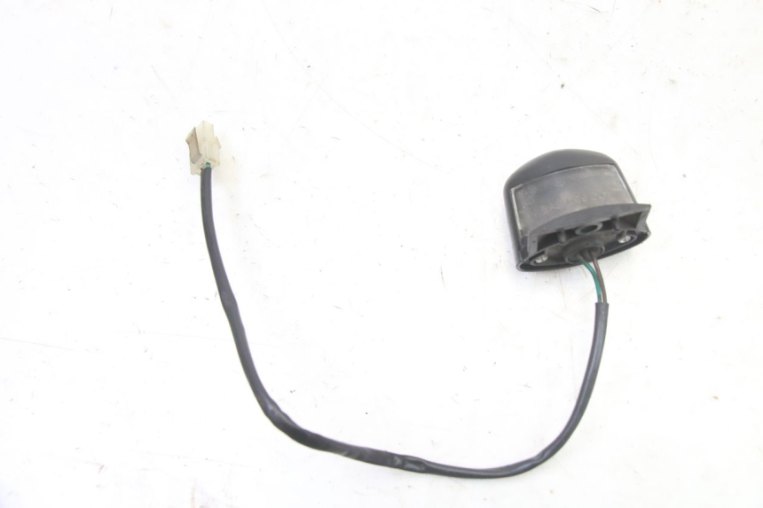 photo de LUCE TARGA PEUGEOT SATELIS 125 (2013 - 2018) - Zoom sullo stato d'uso